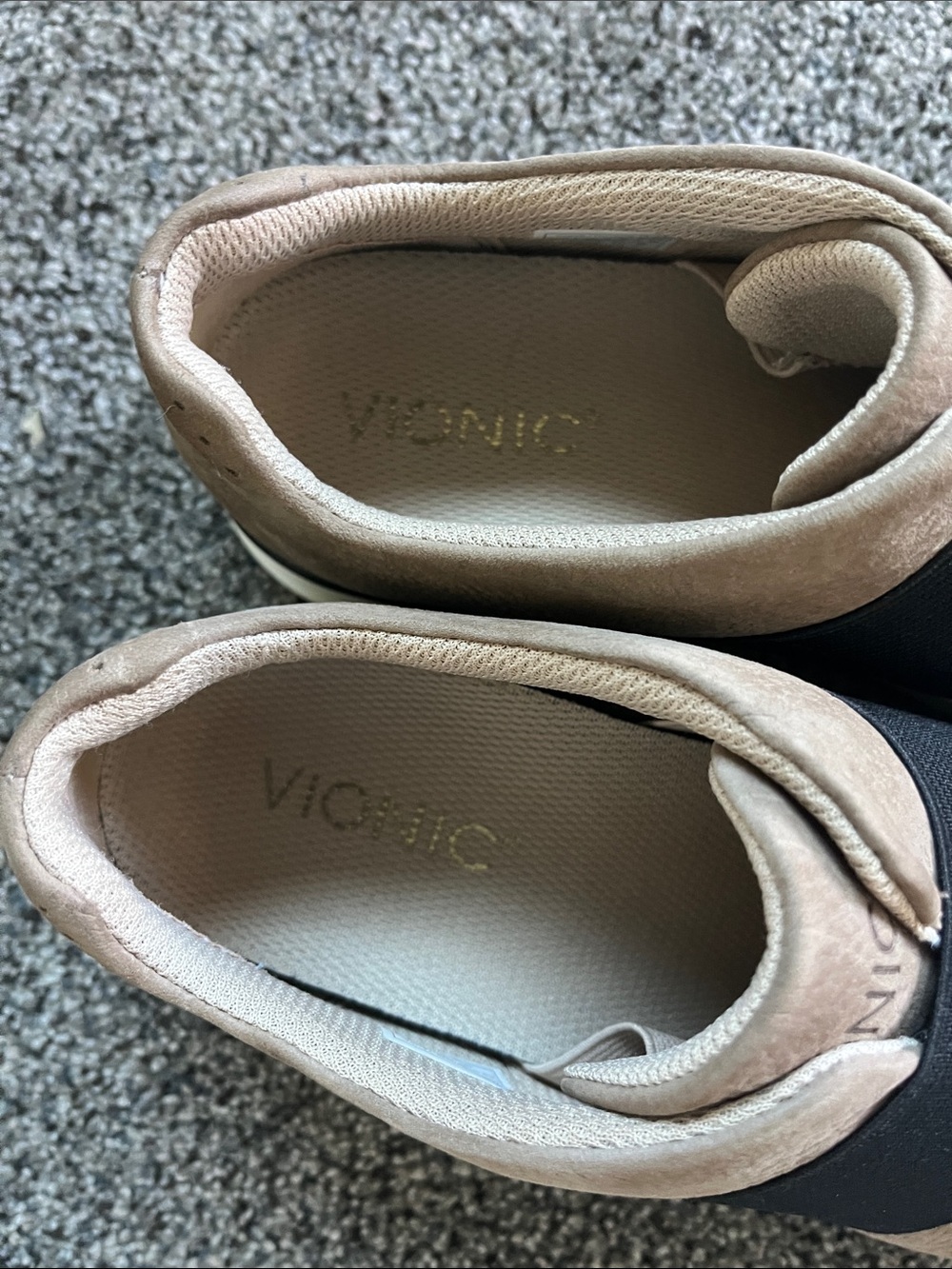 Vionic Codie in Taupe Slip-On Sneakers Size 8 - Picture 2 of 9